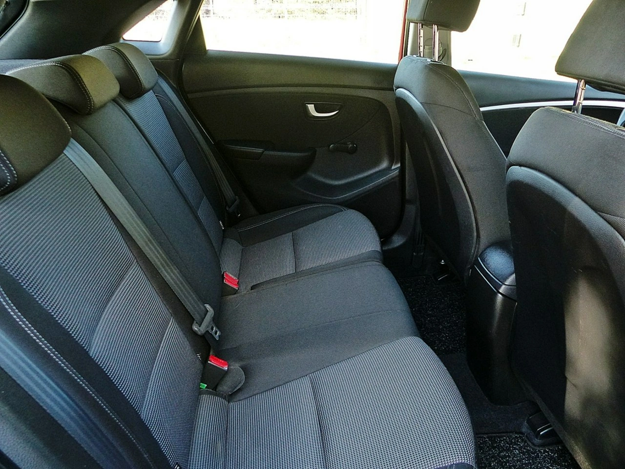 Hyundai i30 - Zdjęcie 22