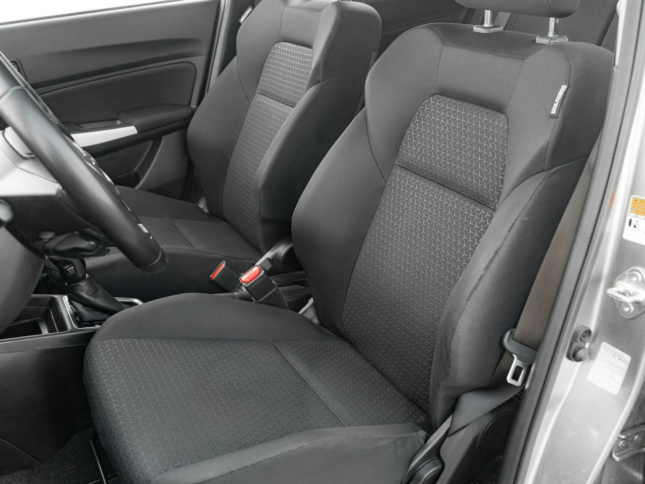 Suzuki Swift - Zdjęcie 11