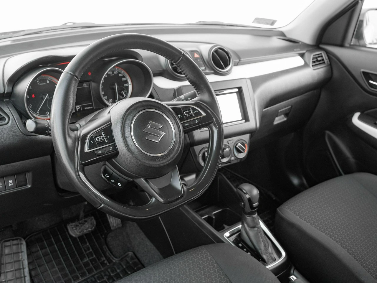 Suzuki Swift - Zdjęcie 5