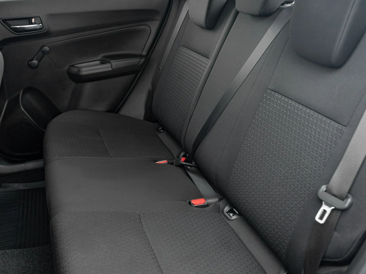 Suzuki Swift - Zdjęcie 21