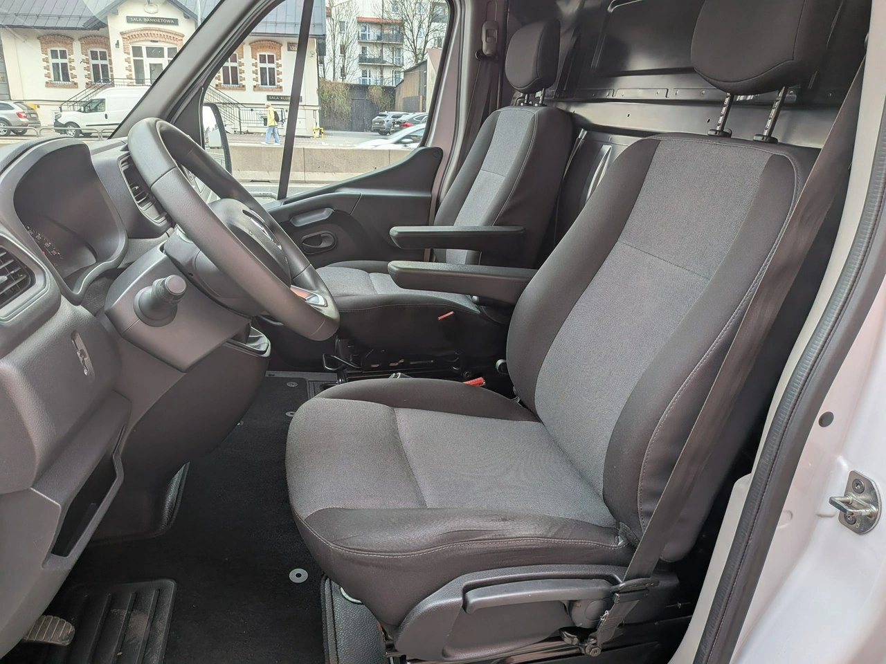 Renault Master - Zdjęcie 15