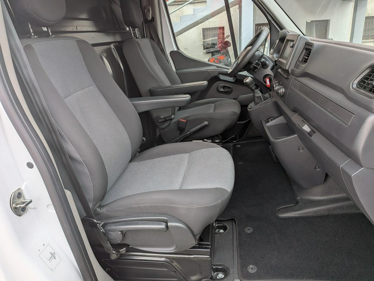 Renault Master - Zdjęcie 18