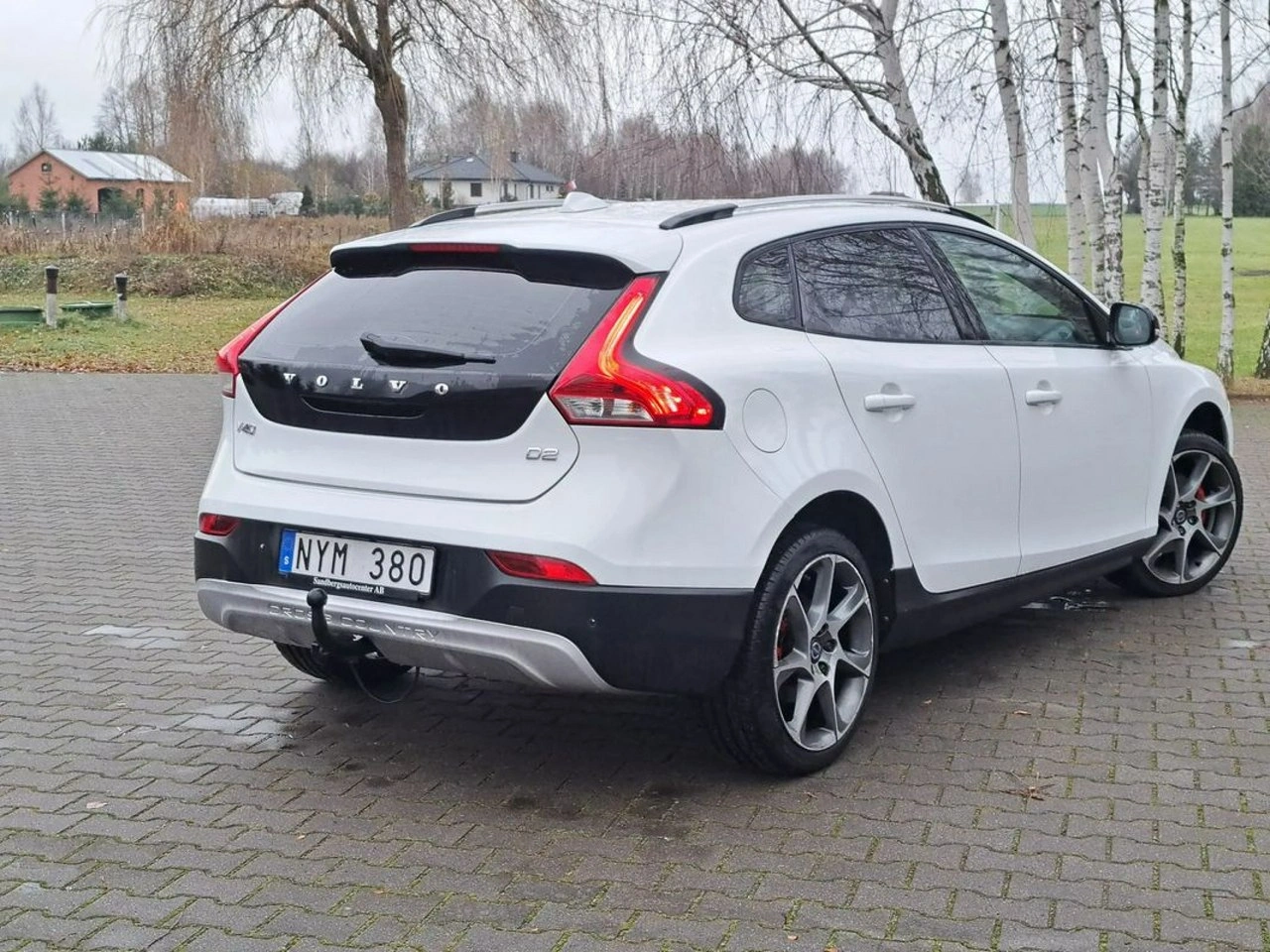 Volvo V40 Cross Country - Zdjęcie 12