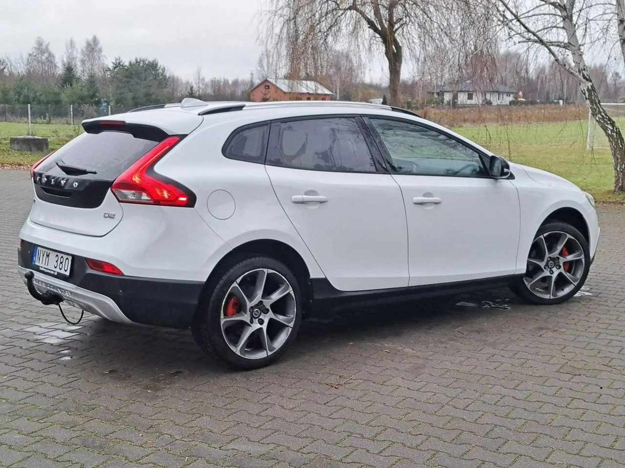Volvo V40 Cross Country - Zdjęcie 14