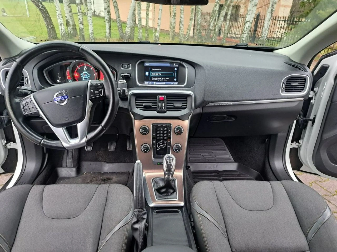 Volvo V40 Cross Country - Zdjęcie 21