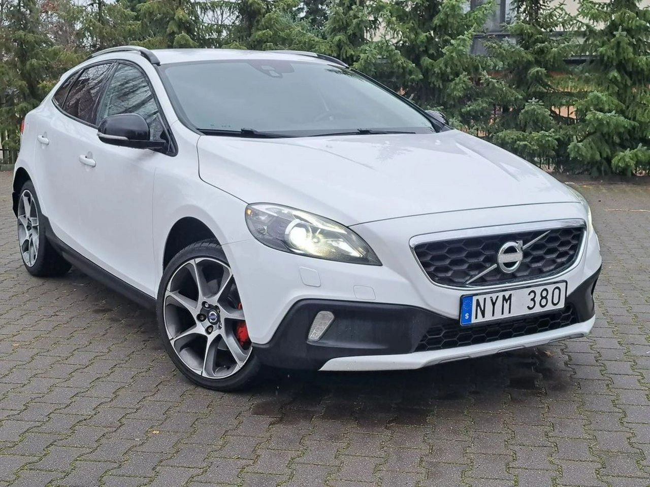 Volvo V40 Cross Country - Zdjęcie 4