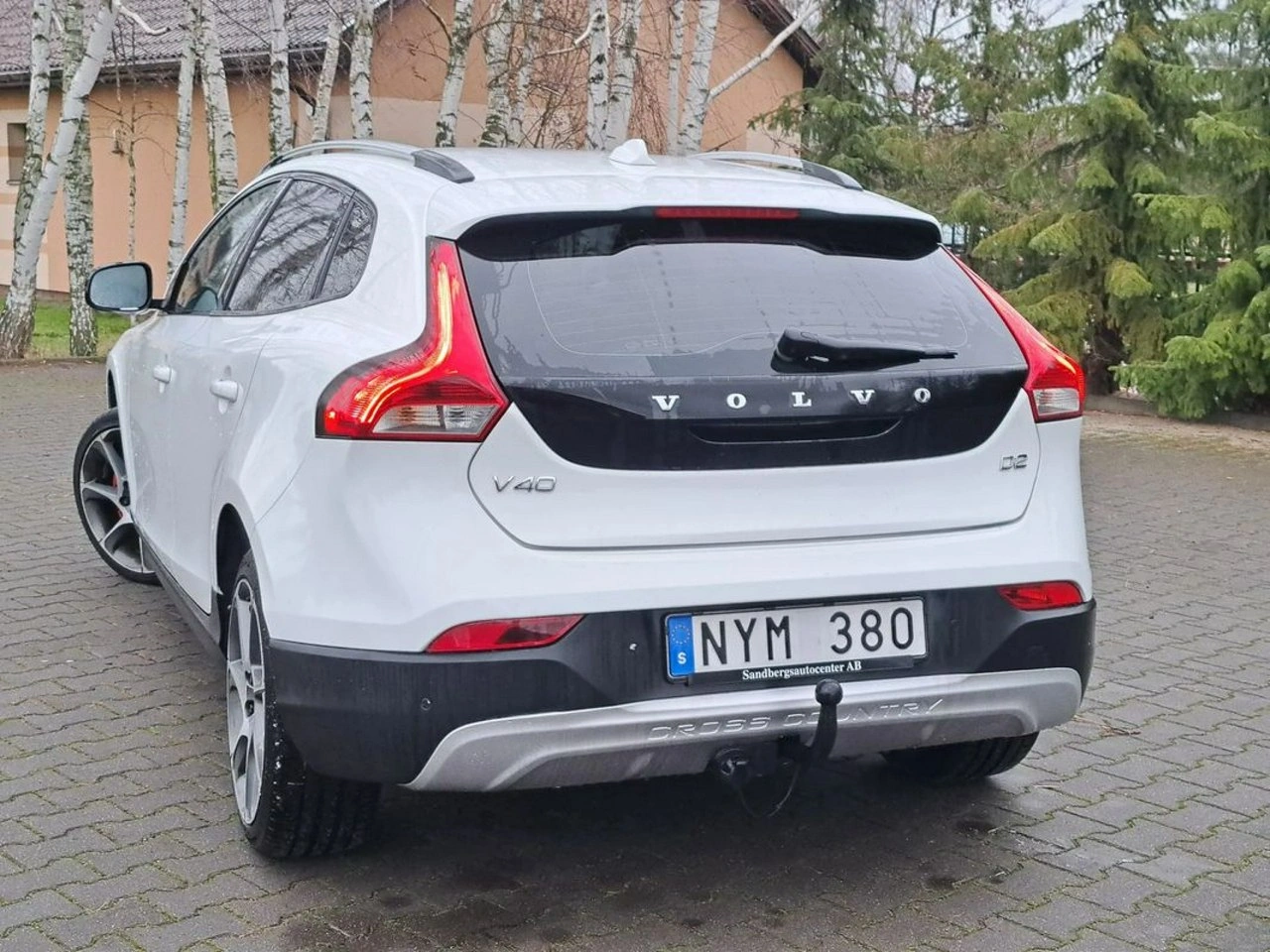 Volvo V40 Cross Country - Zdjęcie 7