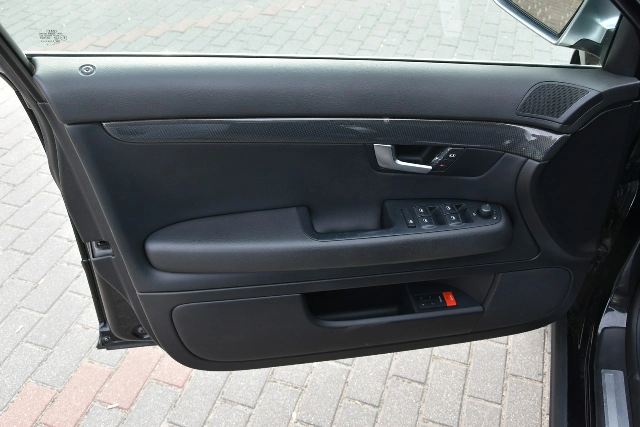 Audi S4 - Zdjęcie 17