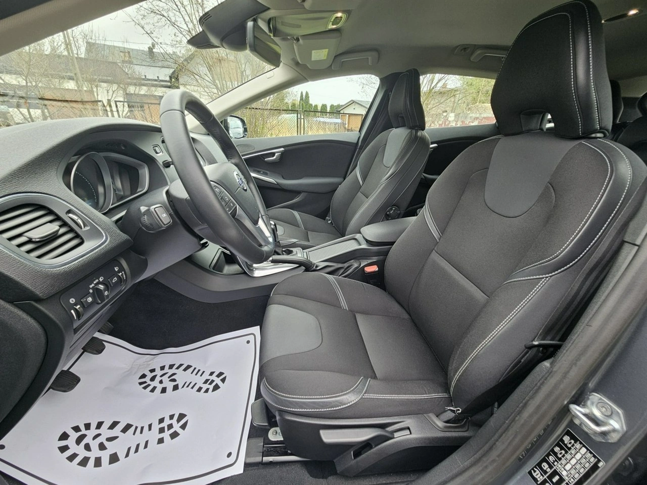 Volvo V40 - Zdjęcie 9