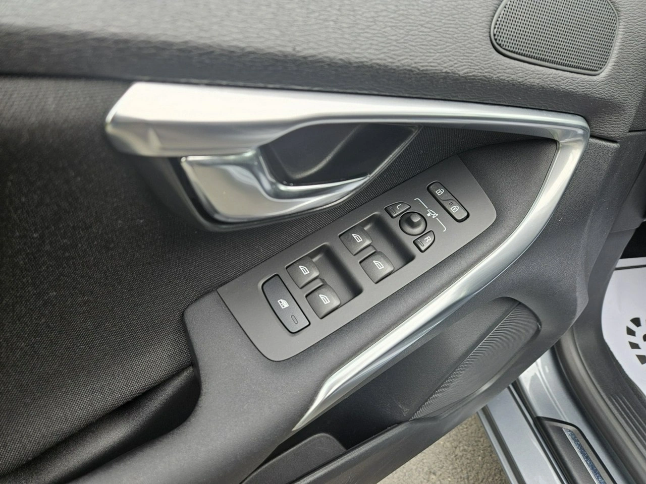 Volvo V40 - Zdjęcie 13