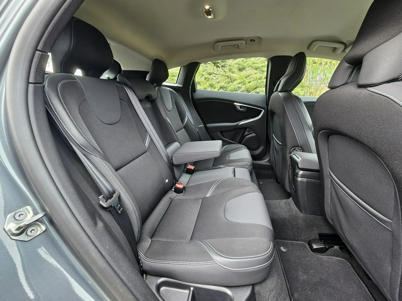 Volvo V40 - Zdjęcie 17