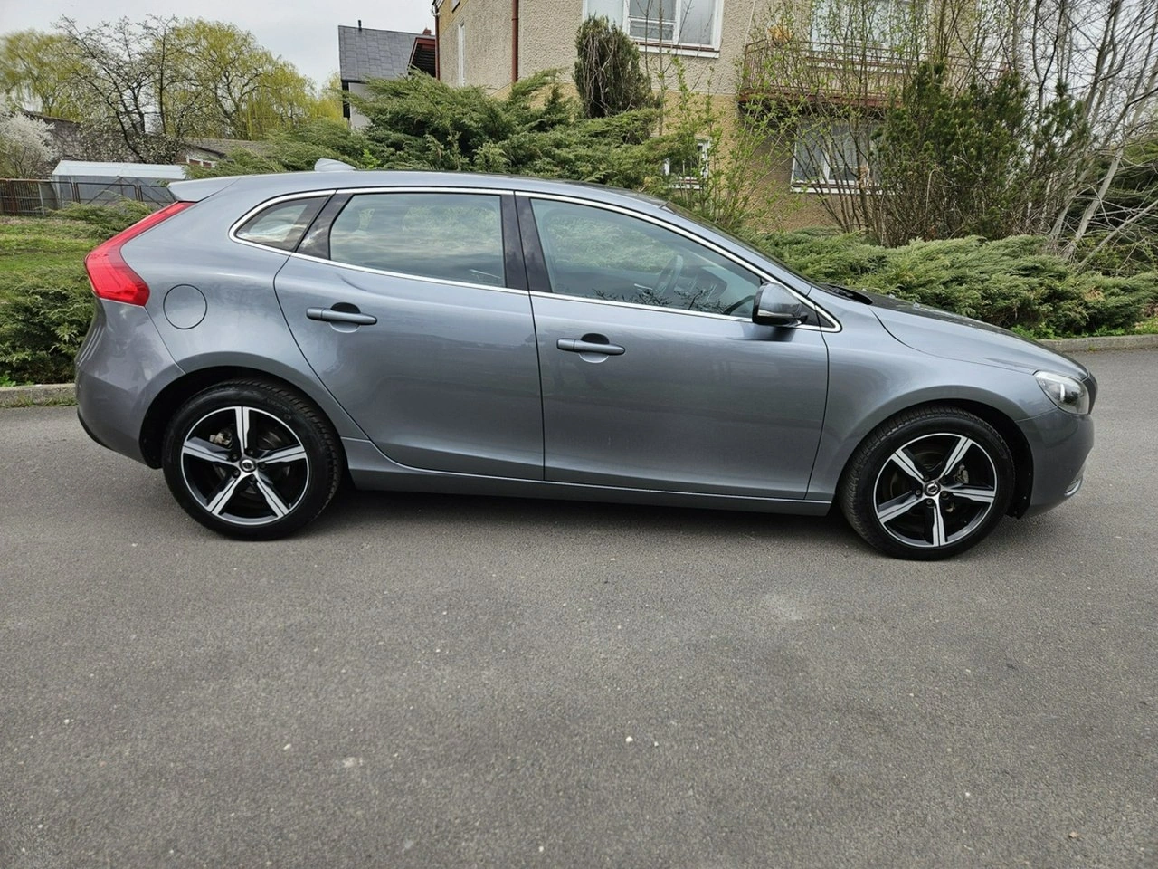 Volvo V40 - Zdjęcie 4