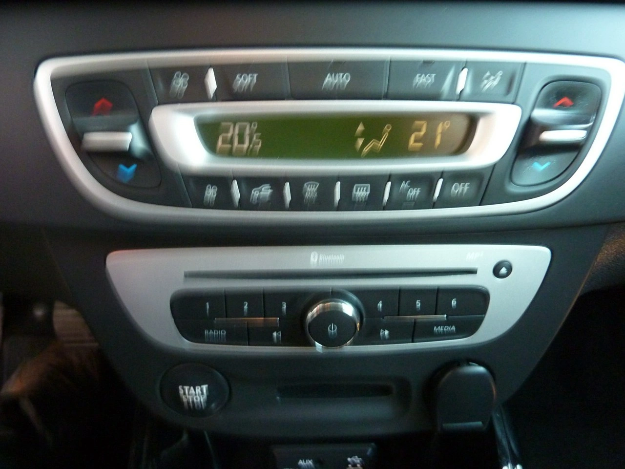 Renault Megane - Zdjęcie 21