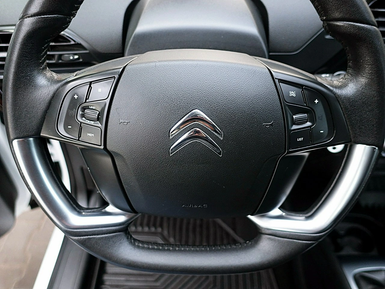 Citroën C4 Picasso - Zdjęcie 16