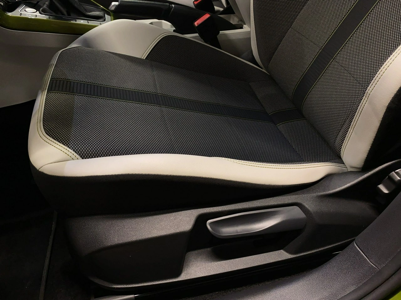 Volkswagen Taigo - Zdjęcie 13