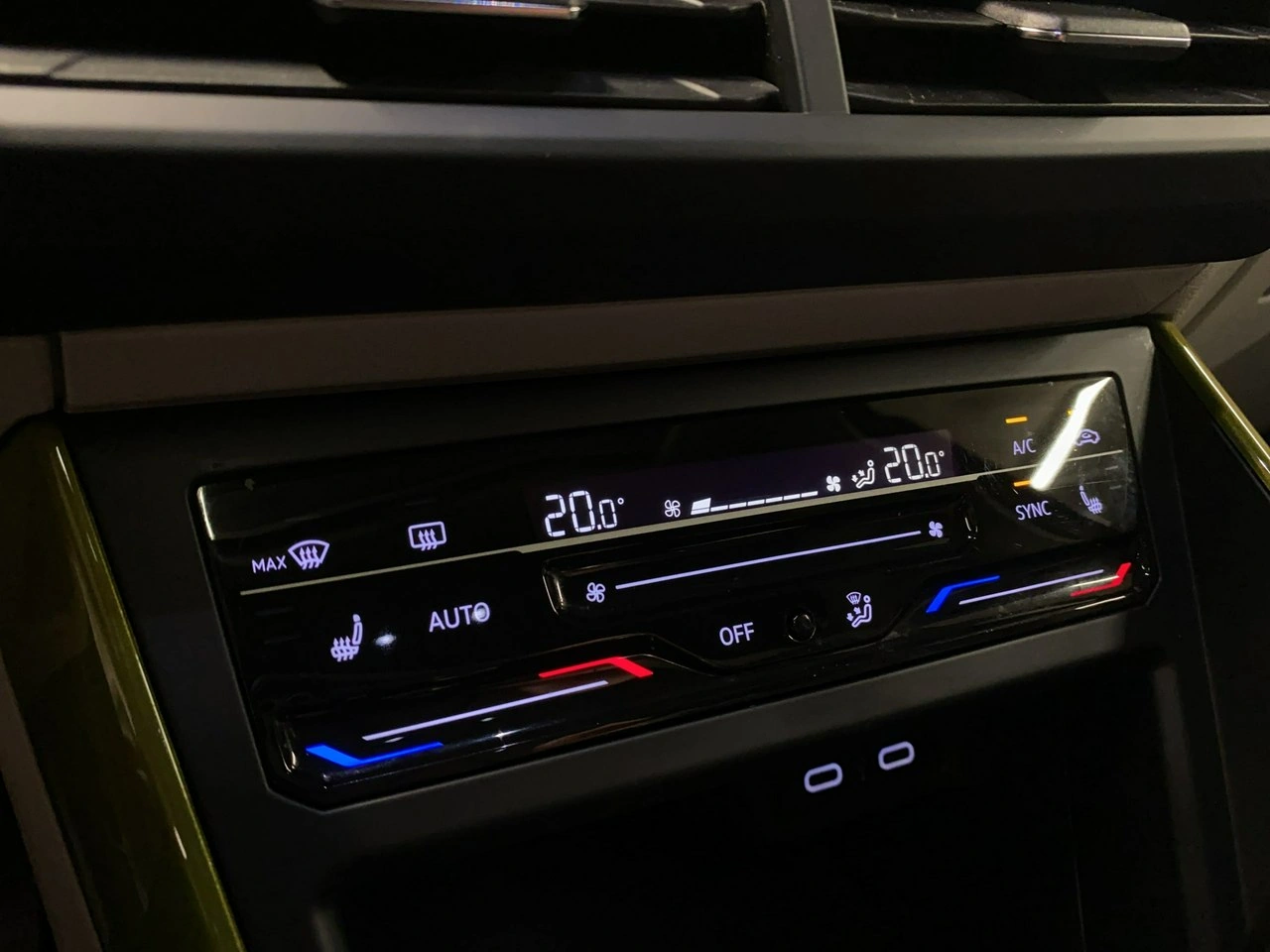 Volkswagen Taigo - Zdjęcie 32