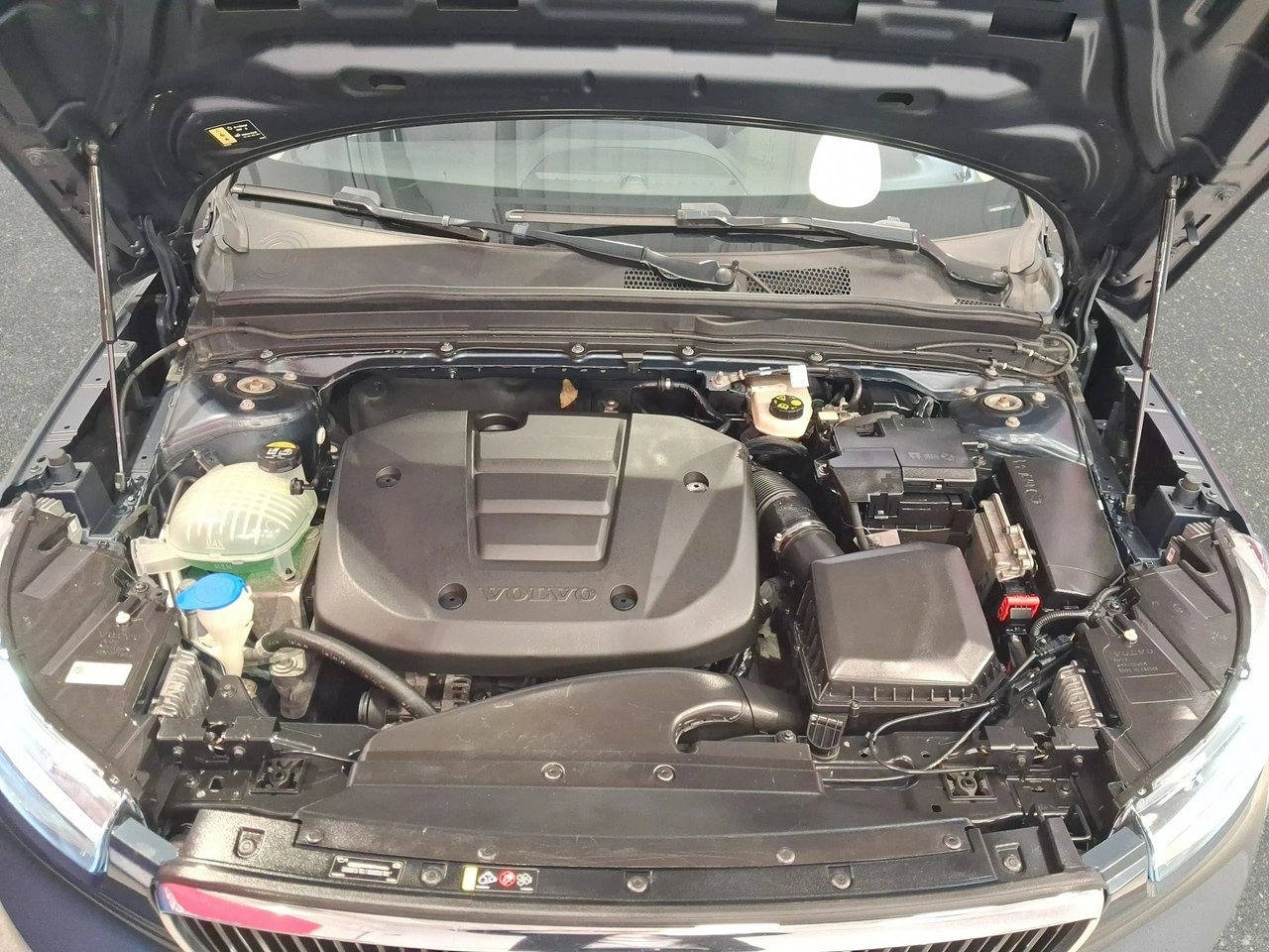 Volvo XC 40 - Zdjęcie 33