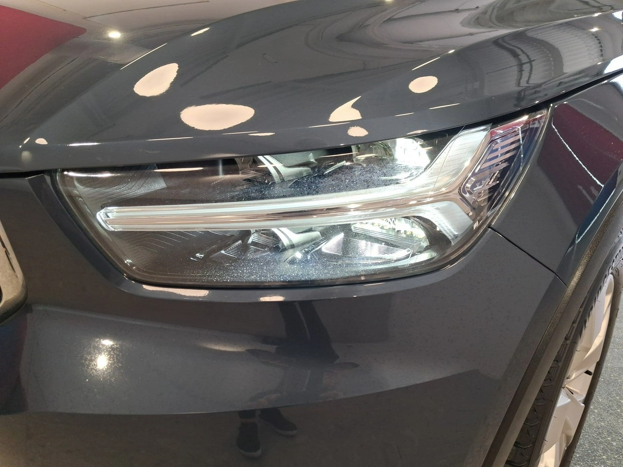 Volvo XC 40 - Zdjęcie 8