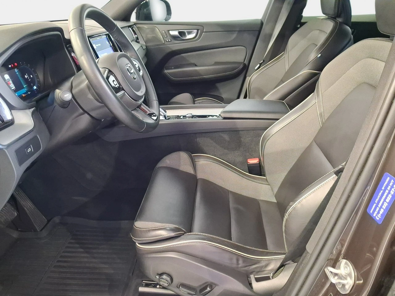 Volvo XC 60 - Zdjęcie 11