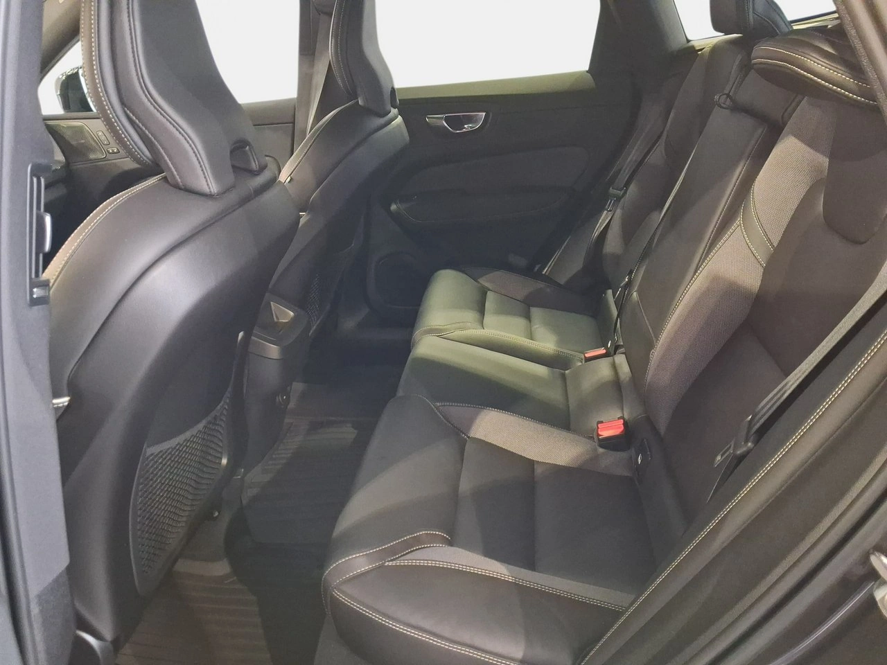 Volvo XC 60 - Zdjęcie 14