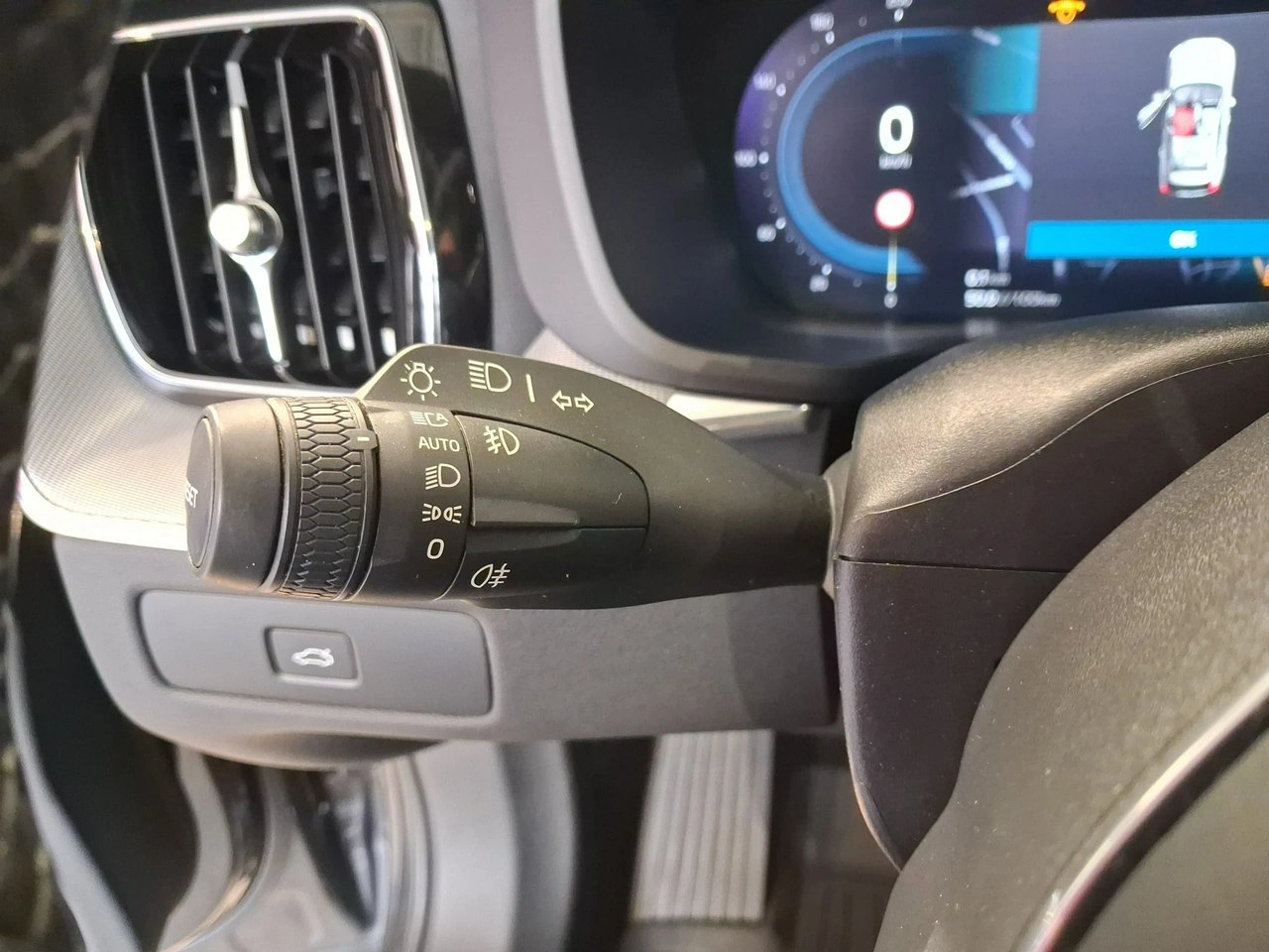 Volvo XC 60 - Zdjęcie 24