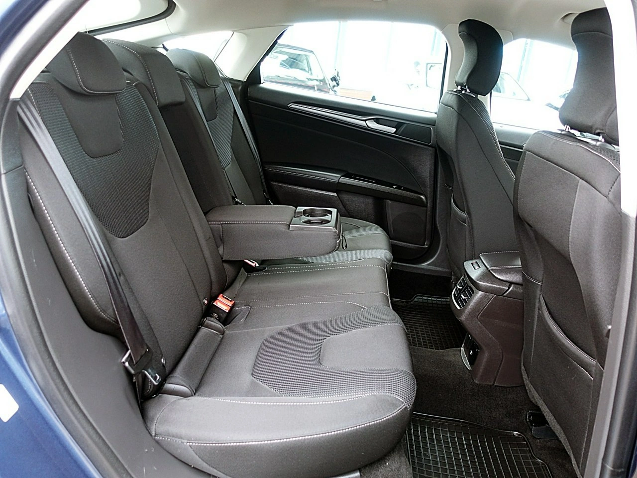 Ford Mondeo - Zdjęcie 11