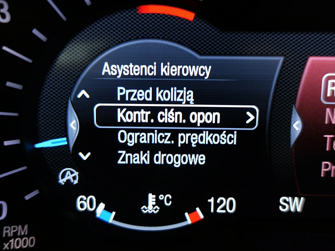 Ford Mondeo - Zdjęcie 31