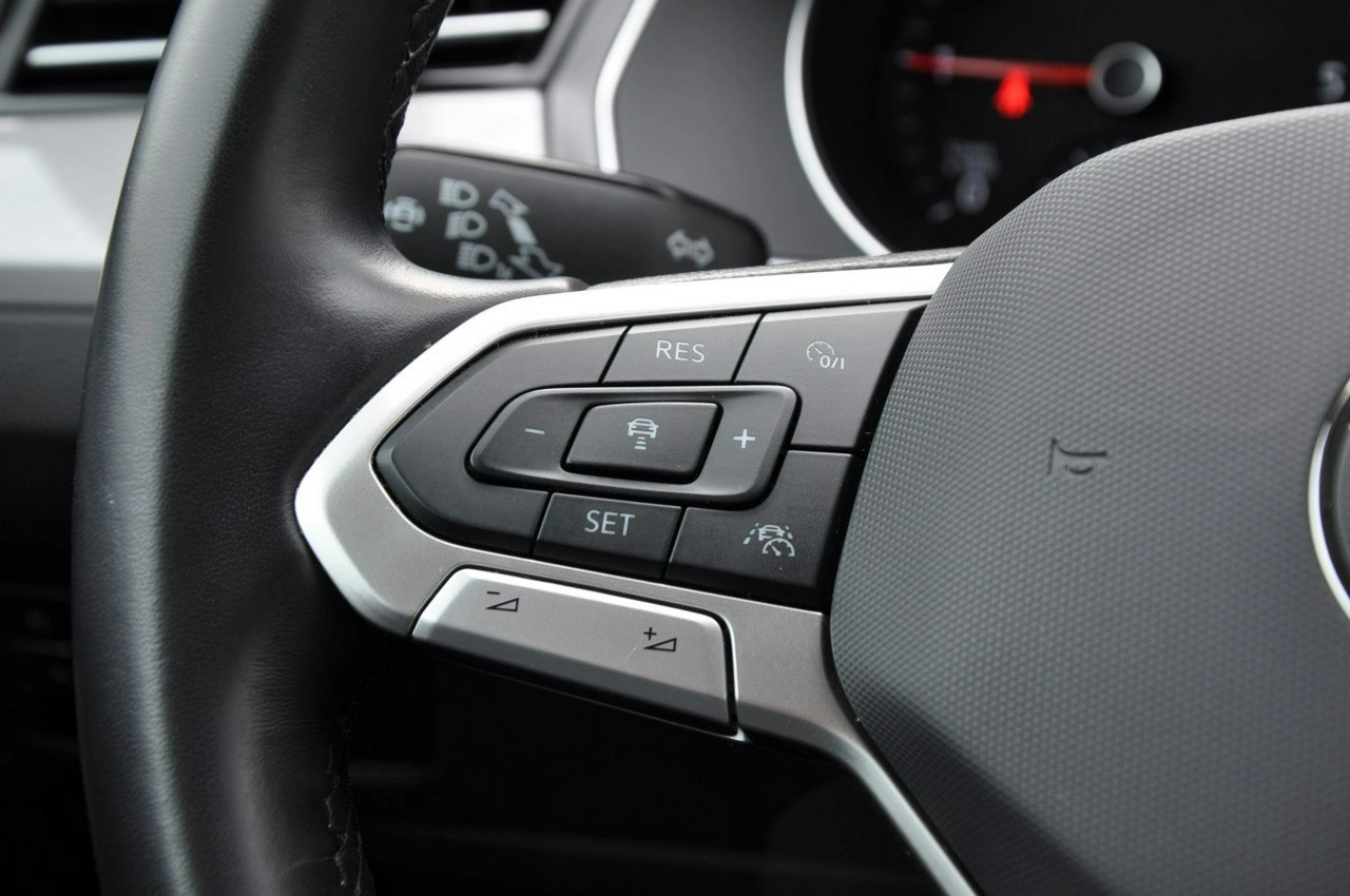 Volkswagen Passat - Zdjęcie 14