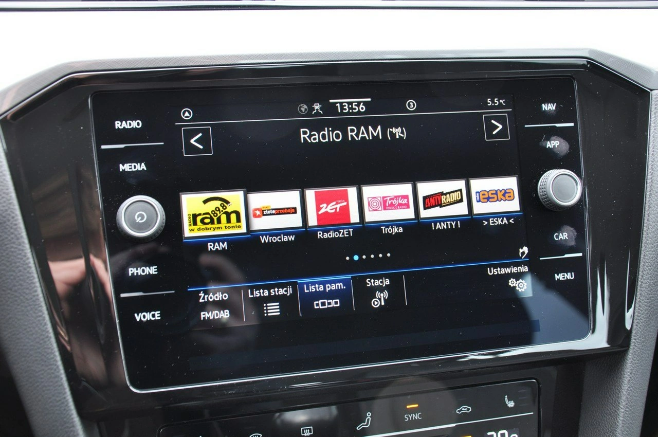 Volkswagen Passat - Zdjęcie 17