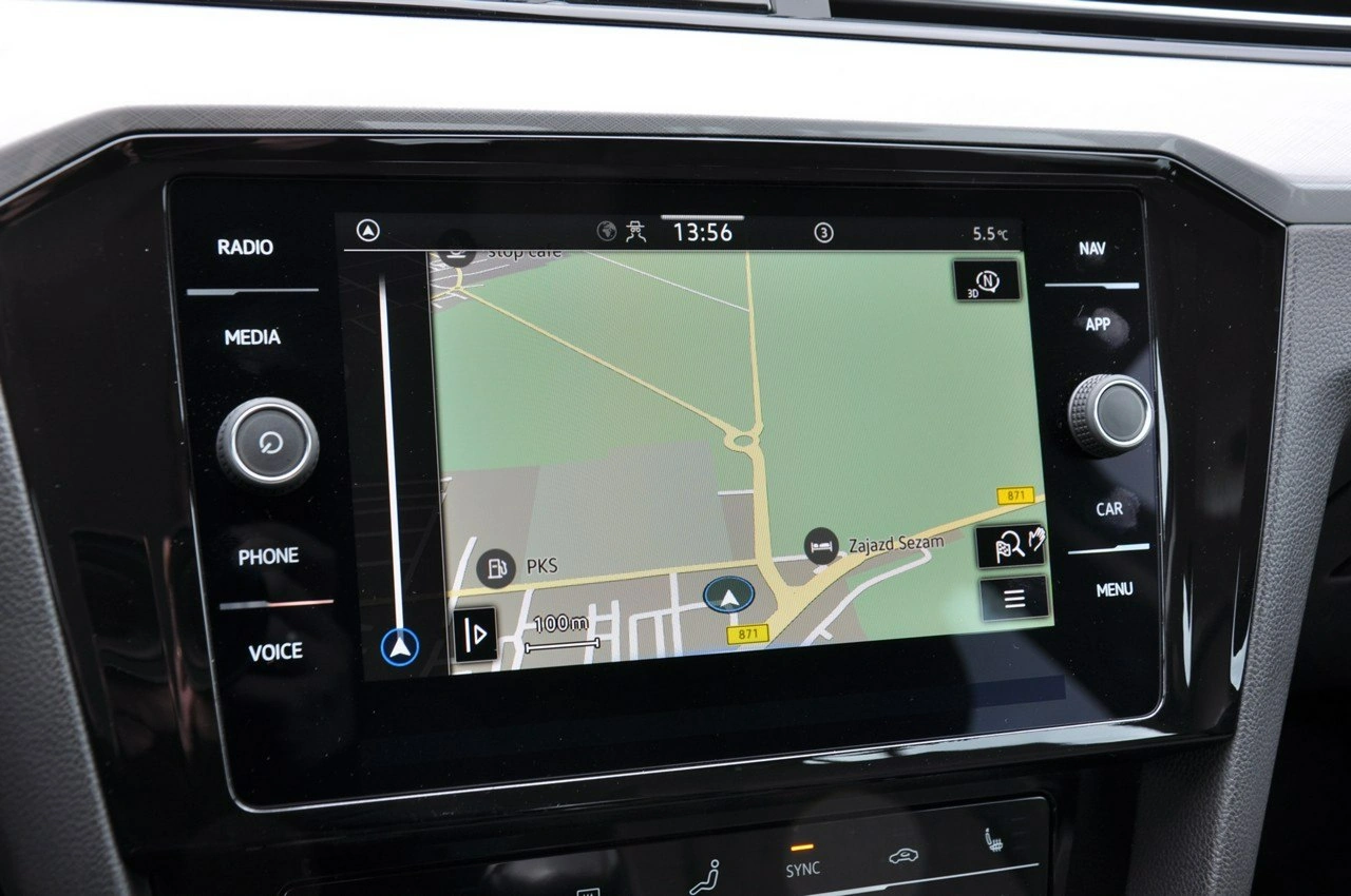 Volkswagen Passat - Zdjęcie 19