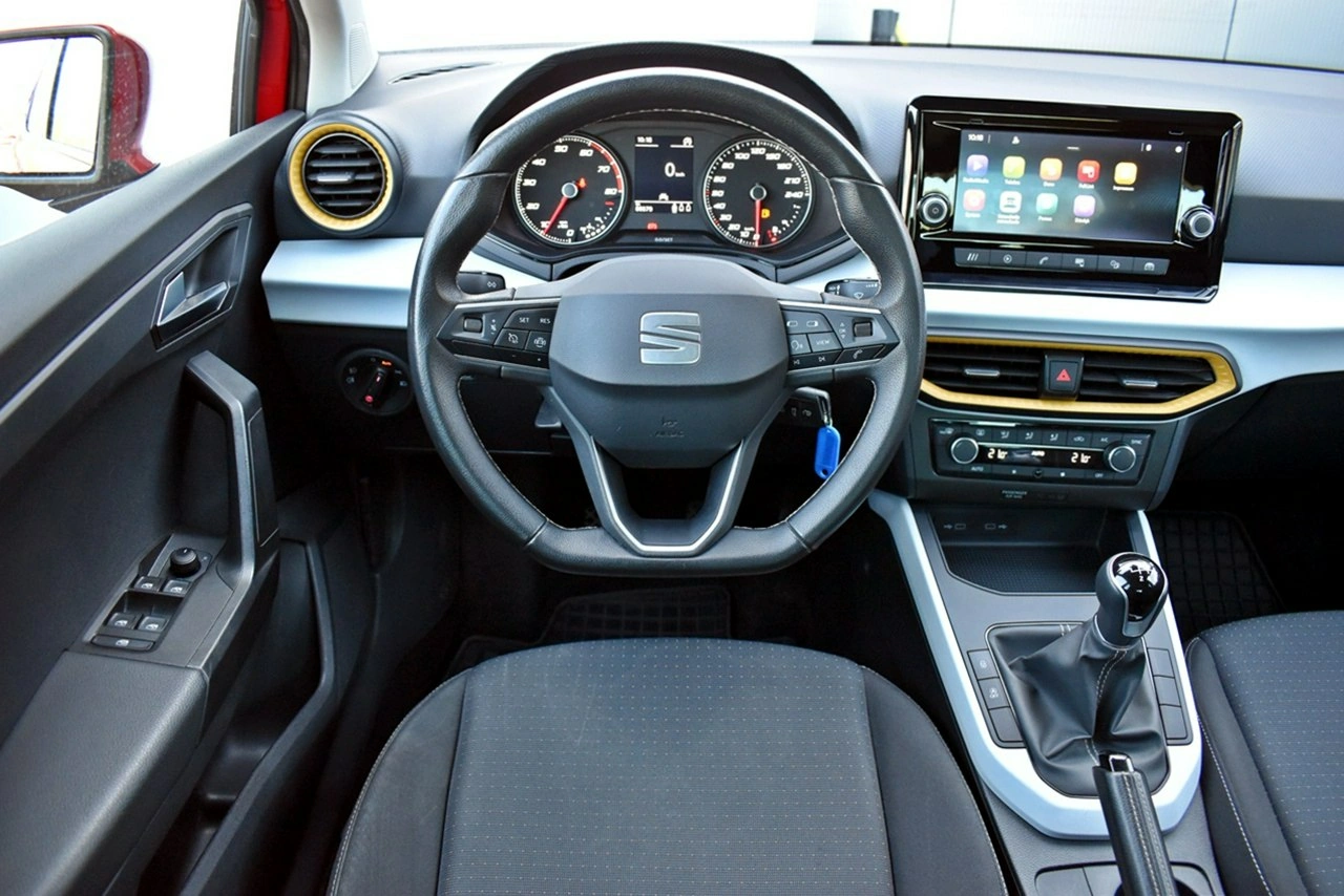 Seat Arona - Zdjęcie 13