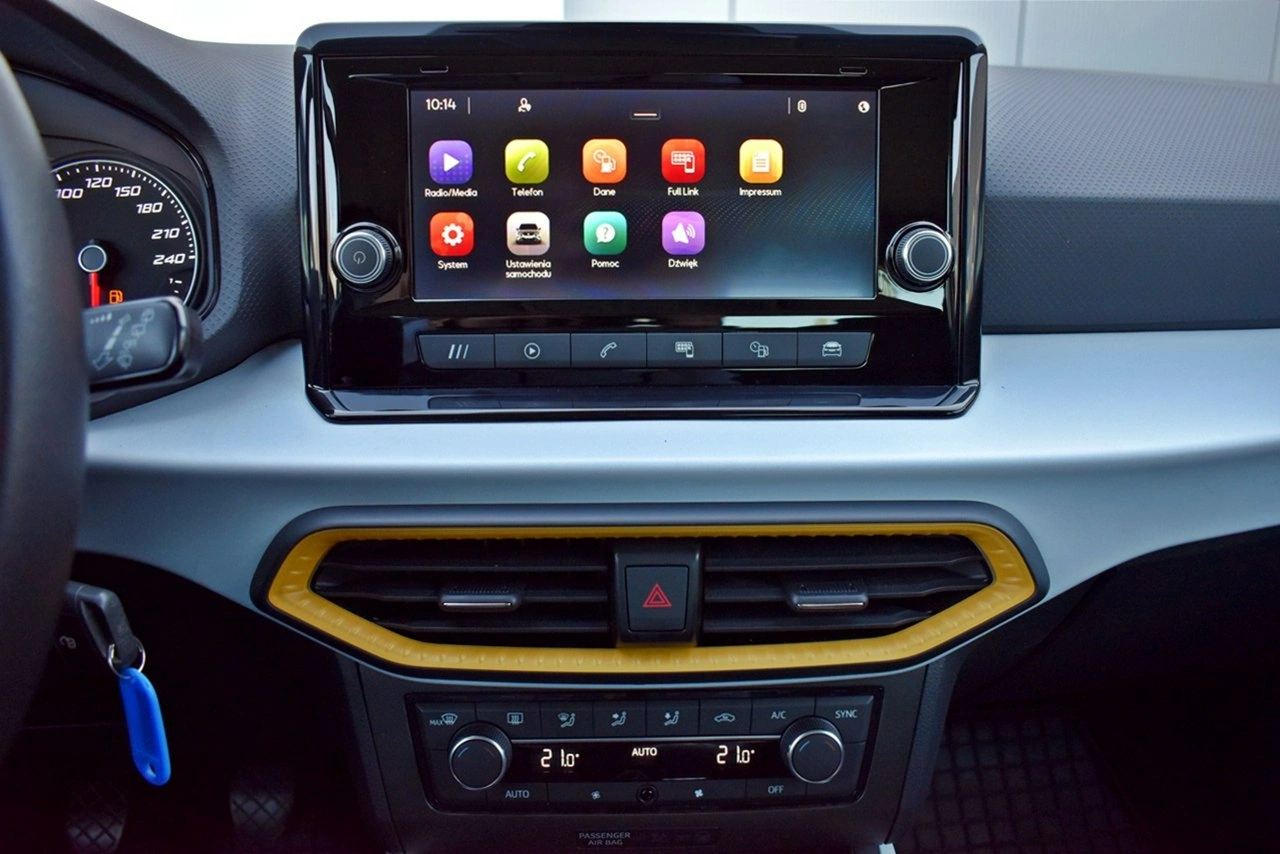 Seat Arona - Zdjęcie 18