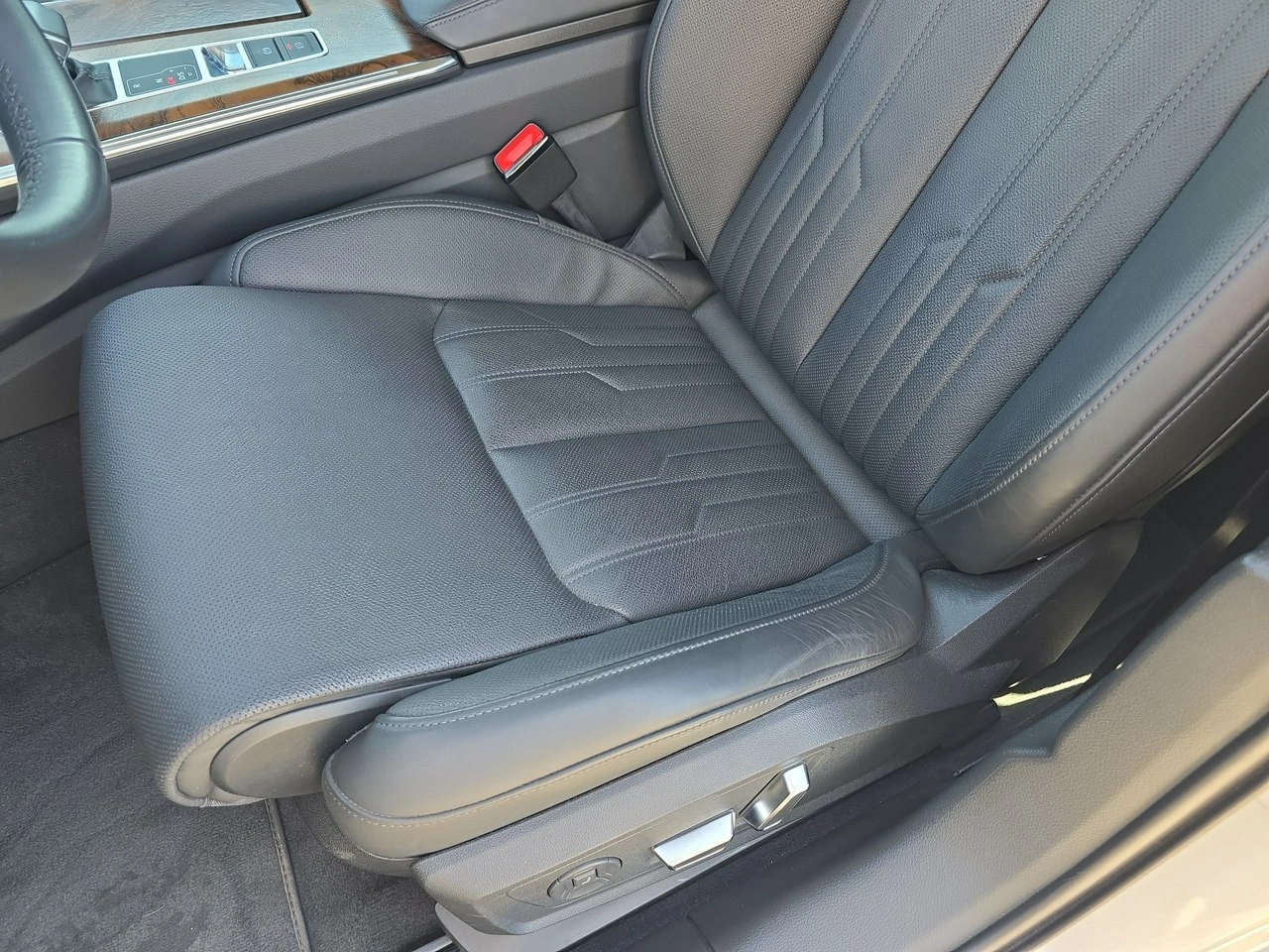 Audi A6 - Zdjęcie 11