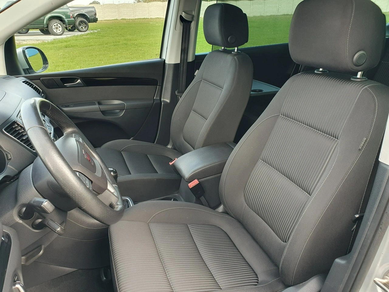 Seat Alhambra - Zdjęcie 18