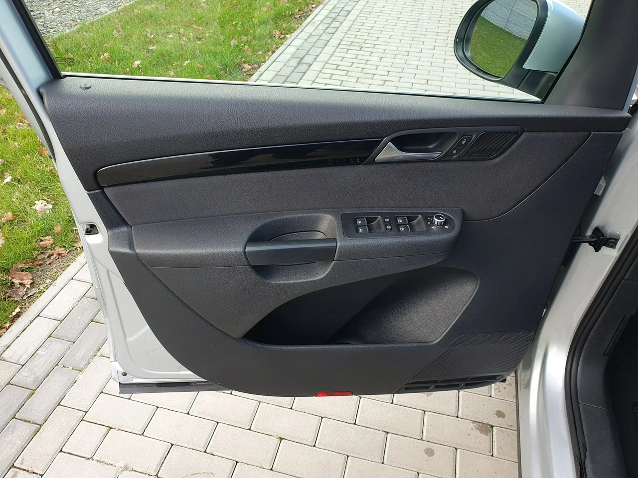 Seat Alhambra - Zdjęcie 19