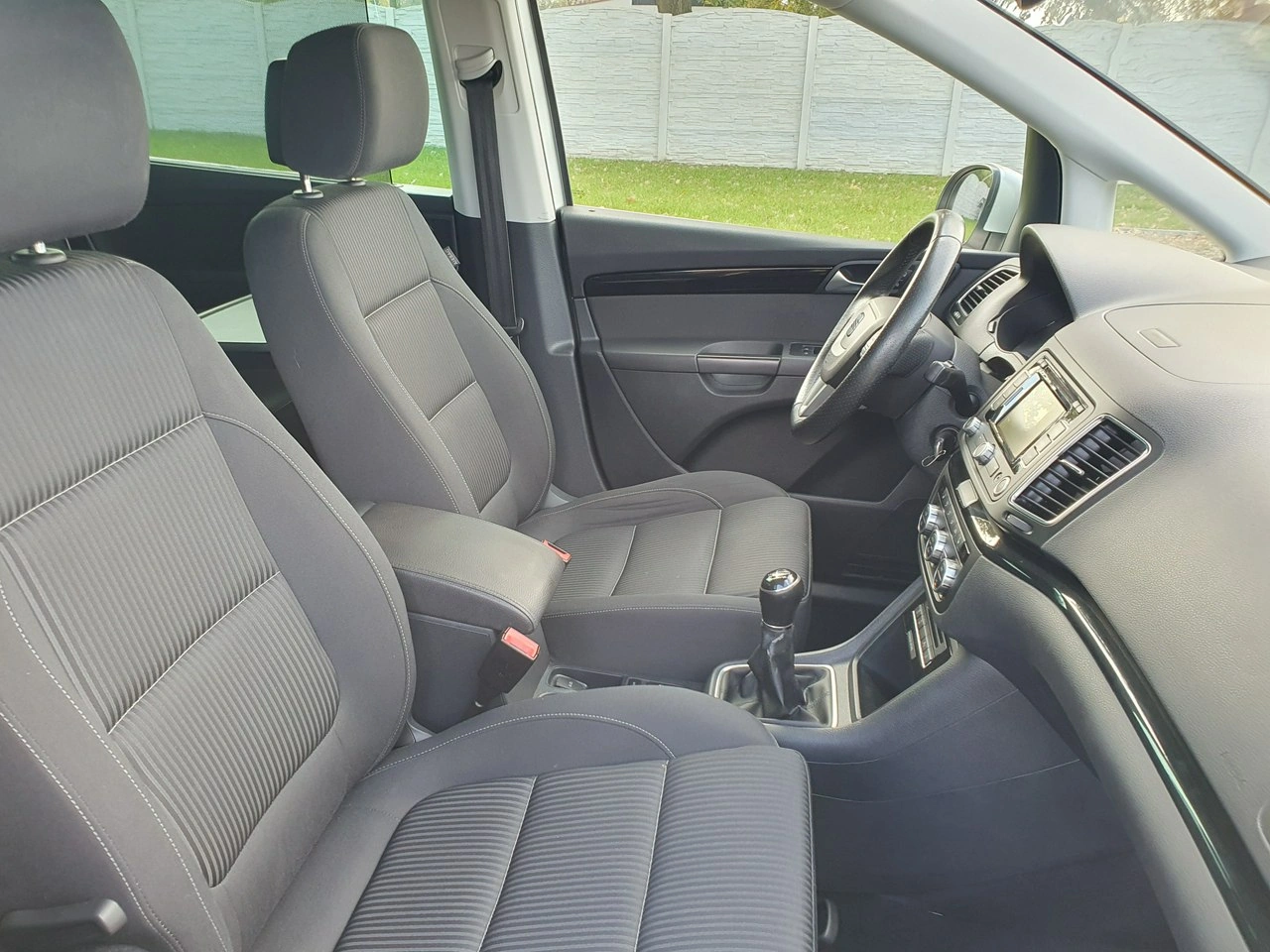 Seat Alhambra - Zdjęcie 24