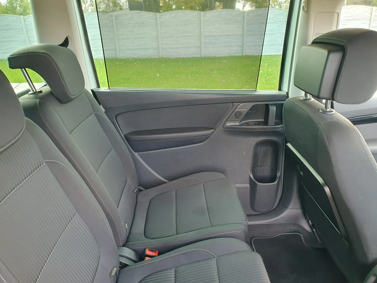 Seat Alhambra - Zdjęcie 27