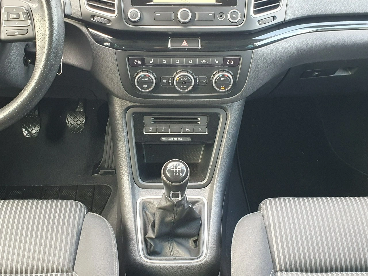 Seat Alhambra - Zdjęcie 32