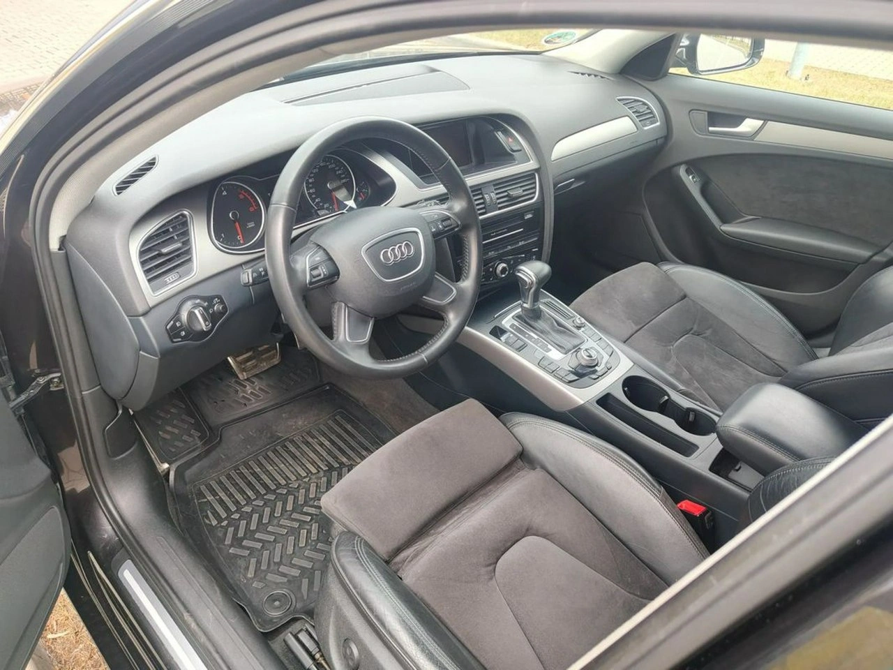 Audi A4 - Zdjęcie 16