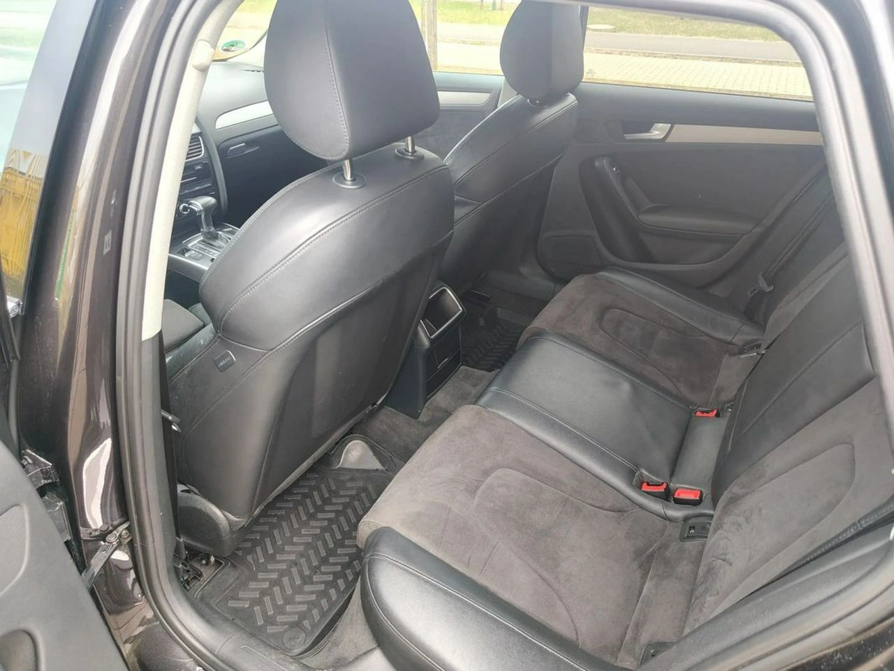 Audi A4 - Zdjęcie 22