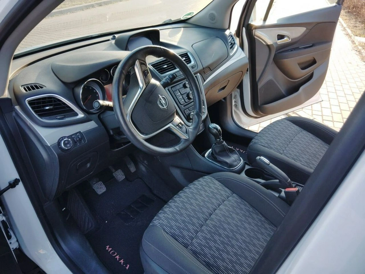 Opel Mokka - Zdjęcie 22