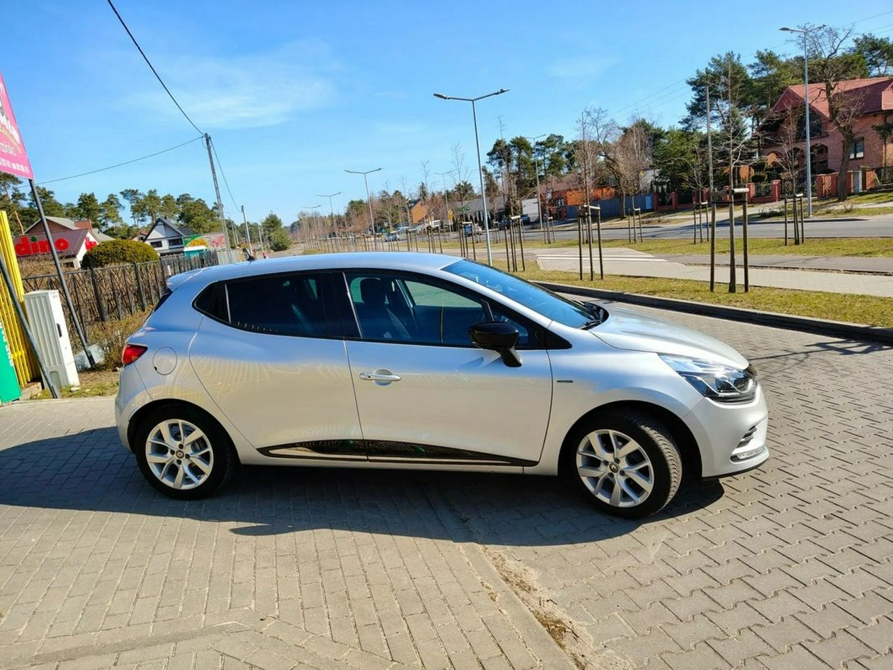 Renault Clio - Zdjęcie 10
