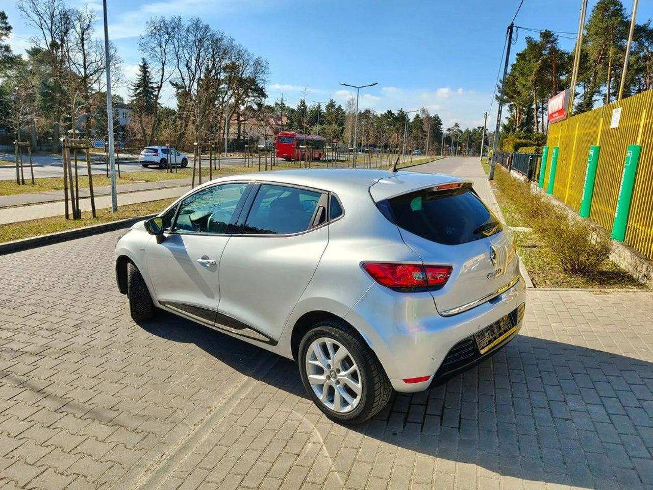 Renault Clio - Zdjęcie 13
