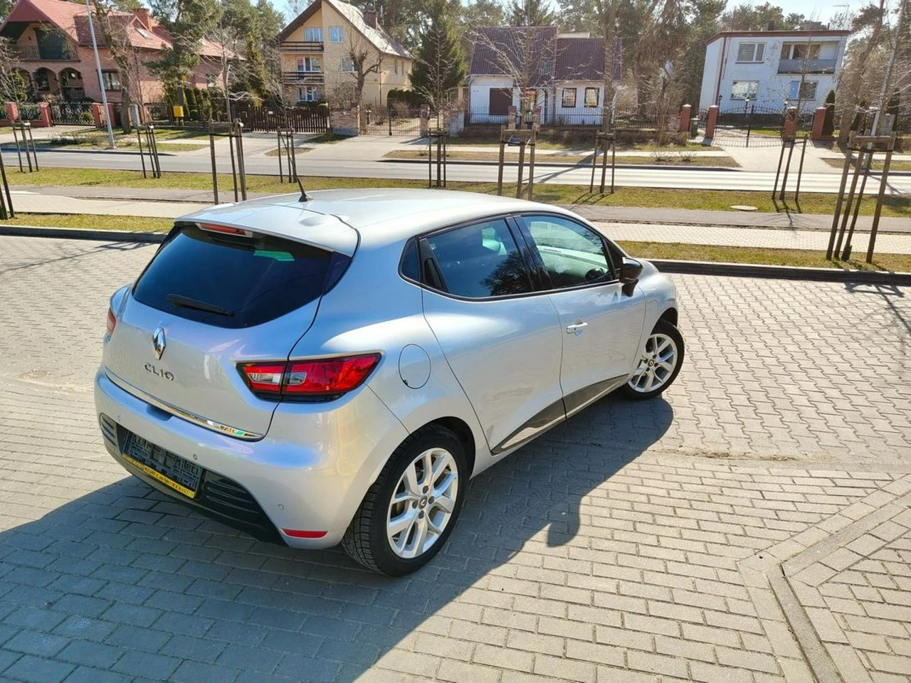 Renault Clio - Zdjęcie 16