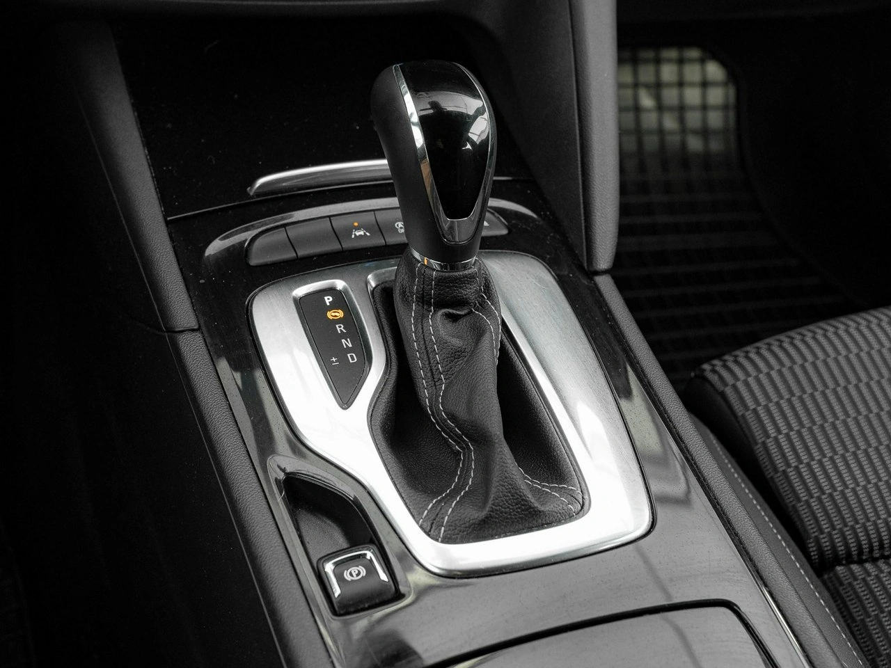 Opel Insignia - Zdjęcie 17