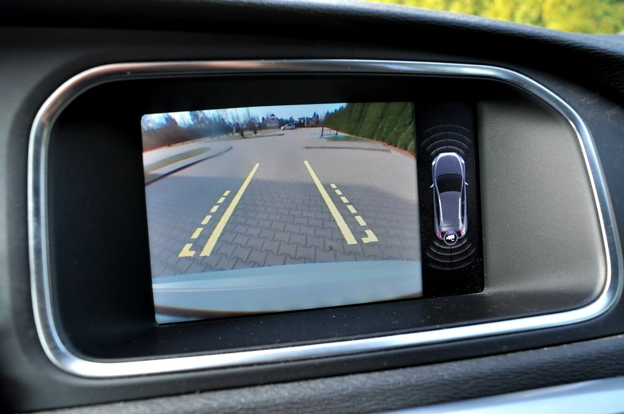 Volvo V40 Cross Country - Zdjęcie 26