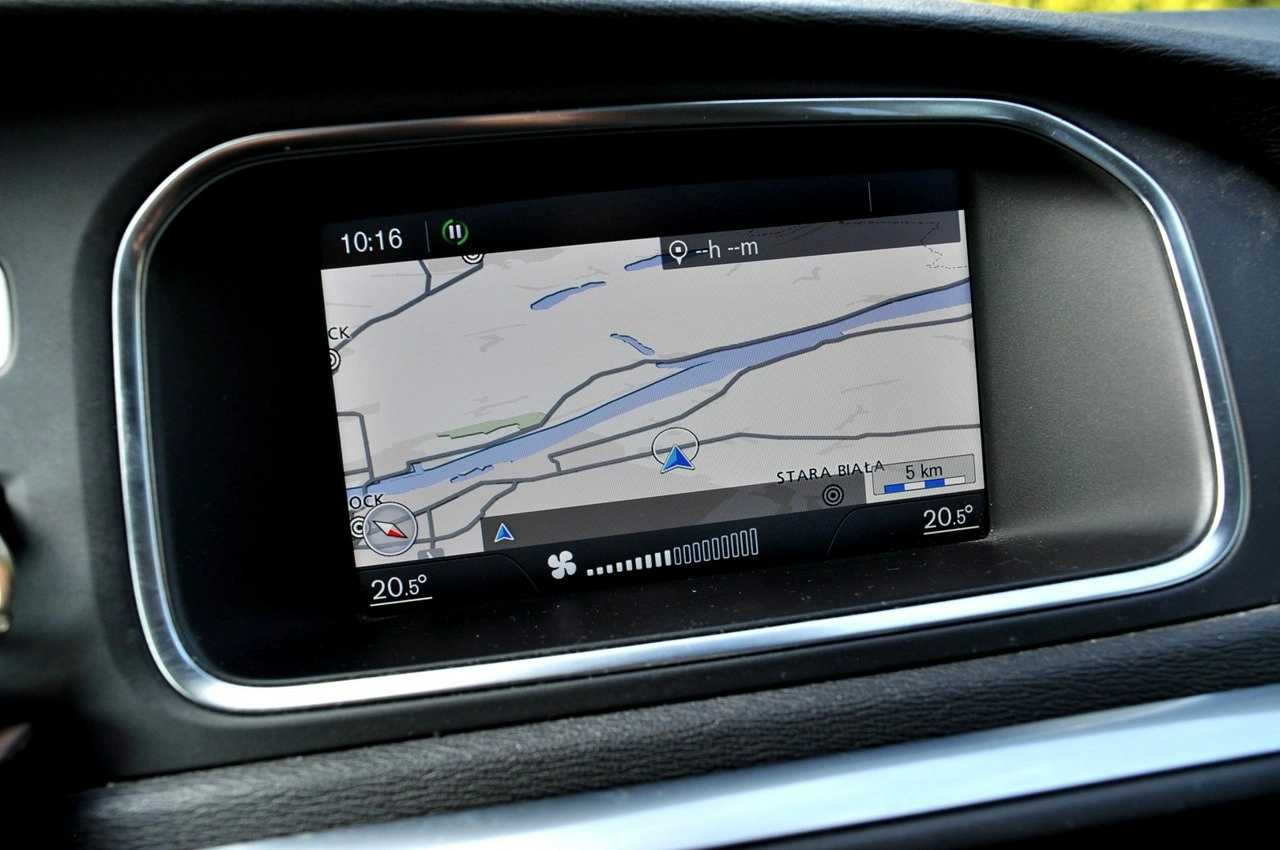 Volvo V40 Cross Country - Zdjęcie 27