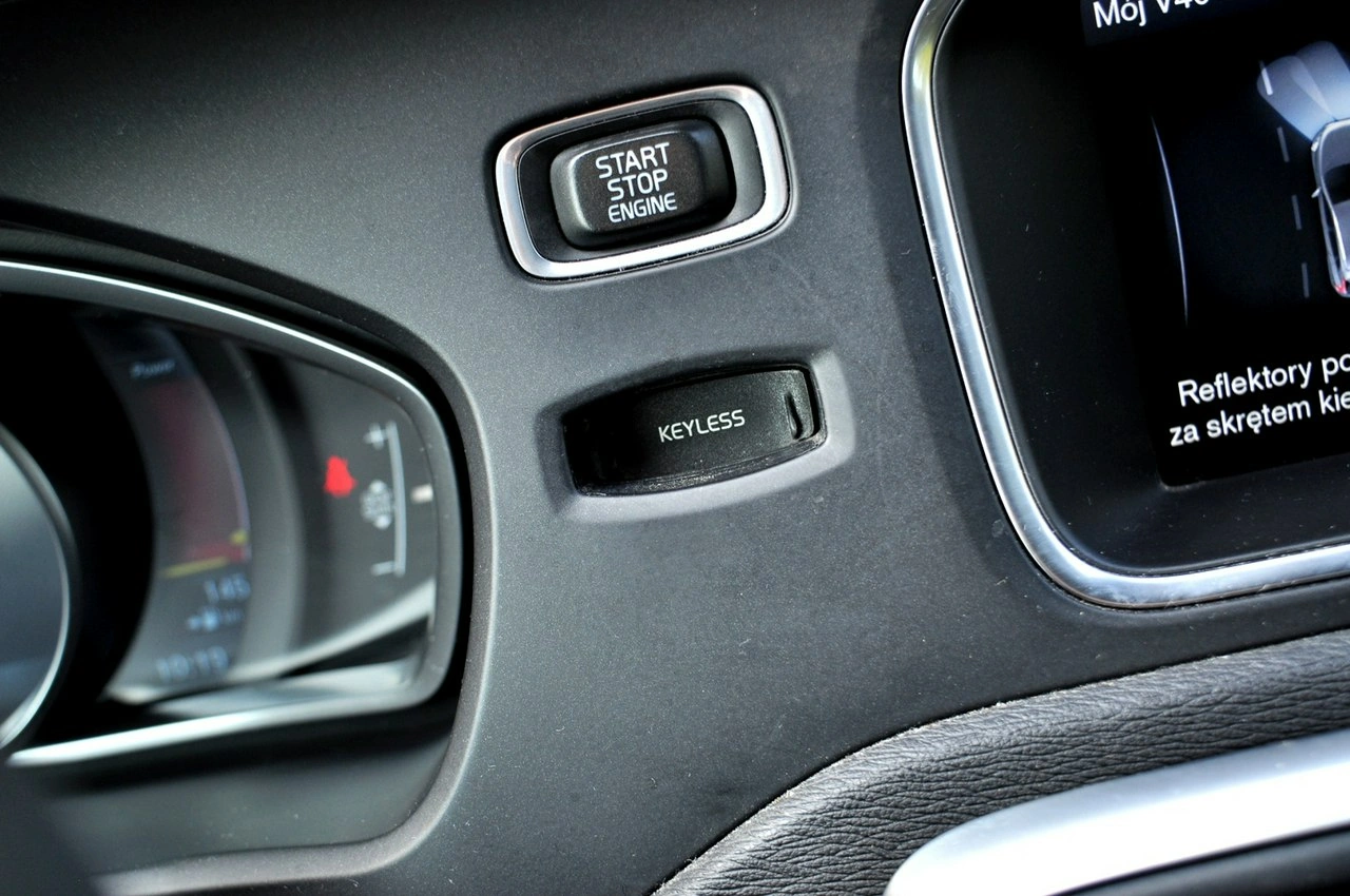 Volvo V40 Cross Country - Zdjęcie 52