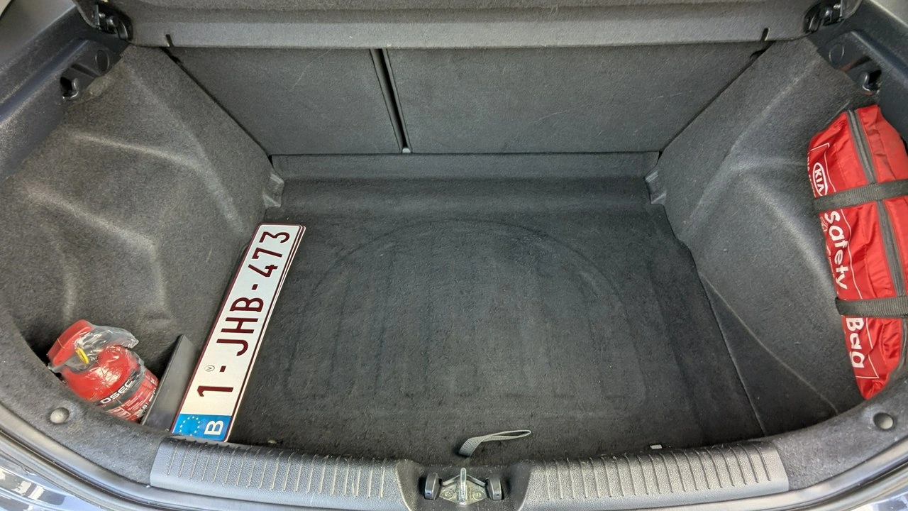 Kia Ceed - Zdjęcie 32