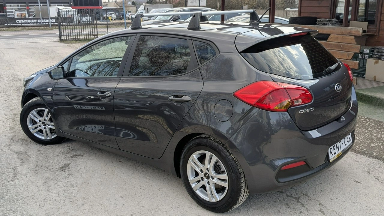 Kia Ceed - Zdjęcie 7